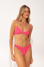 Load image into Gallery viewer, Image 06: Wednesday In Hawaii By Rio De Sol Top Top Kiko-Guava Hana