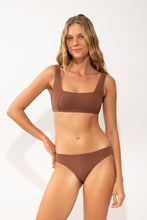 Load image into Gallery viewer, Model Front: Rio De Sol Top Top Sand-Cappuccino Mary