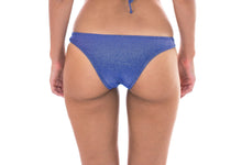 Load image into Gallery viewer, Model Back: Rio De Sol Bottom Calcinha Radiante Azul Marinho Cropped