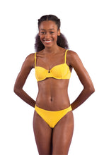 Load image into Gallery viewer, Image 04: Rio De Sol Set Set Malibu-Yellow Balconet Essential-Comfy