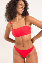 Load image into Gallery viewer, Image 11: Rio De Sol Top Top Rouge Bandeau-Reto