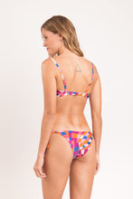Load image into Gallery viewer, Model Back: Rio De Sol Bottom Bottom Funny Lacinho