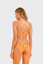 Load image into Gallery viewer, Model Back: Rio De Sol Set Set Trail-Orange Tri-Fixo Essential