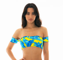 Load image into Gallery viewer, Model Front: Rio De Sol Top Top Palmeira Azul Off Shoulder