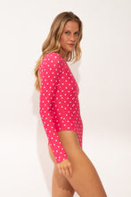 Load image into Gallery viewer, Image 03: Wednesday In Hawaii By Rio De Sol One-Piece Kiko-Guava Surf
