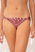 Load image into Gallery viewer, Gallery: Rio De Sol Bottom Bottom Dune Mel
