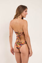 Load image into Gallery viewer, Model Back: Rio De Sol Set Set Fiore Kate Essential
