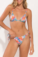 Load image into Gallery viewer, Image 04: Rio De Sol Top Top Zinnia Tri-Inv
