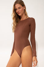 Load image into Gallery viewer, Image 03: Wednesday In Hawaii By Rio De Sol One-Piece Coco Surf

