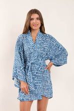 Load image into Gallery viewer, Image 04: Rio De Sol Kaftans / Cover Ups Chuva Kimono
