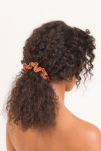 Load image into Gallery viewer, Nocciola Scrunchie
