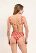 Load image into Gallery viewer, Model Back: Rio De Sol Top Top Floral-Scales Hera
