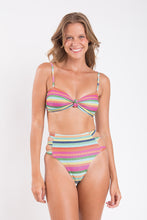 Load image into Gallery viewer, Set Supercolor Bandeau-Joy Highwaist-Spin
