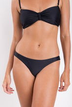 Load image into Gallery viewer, Top Touch-Black Bandeau-Crispy
